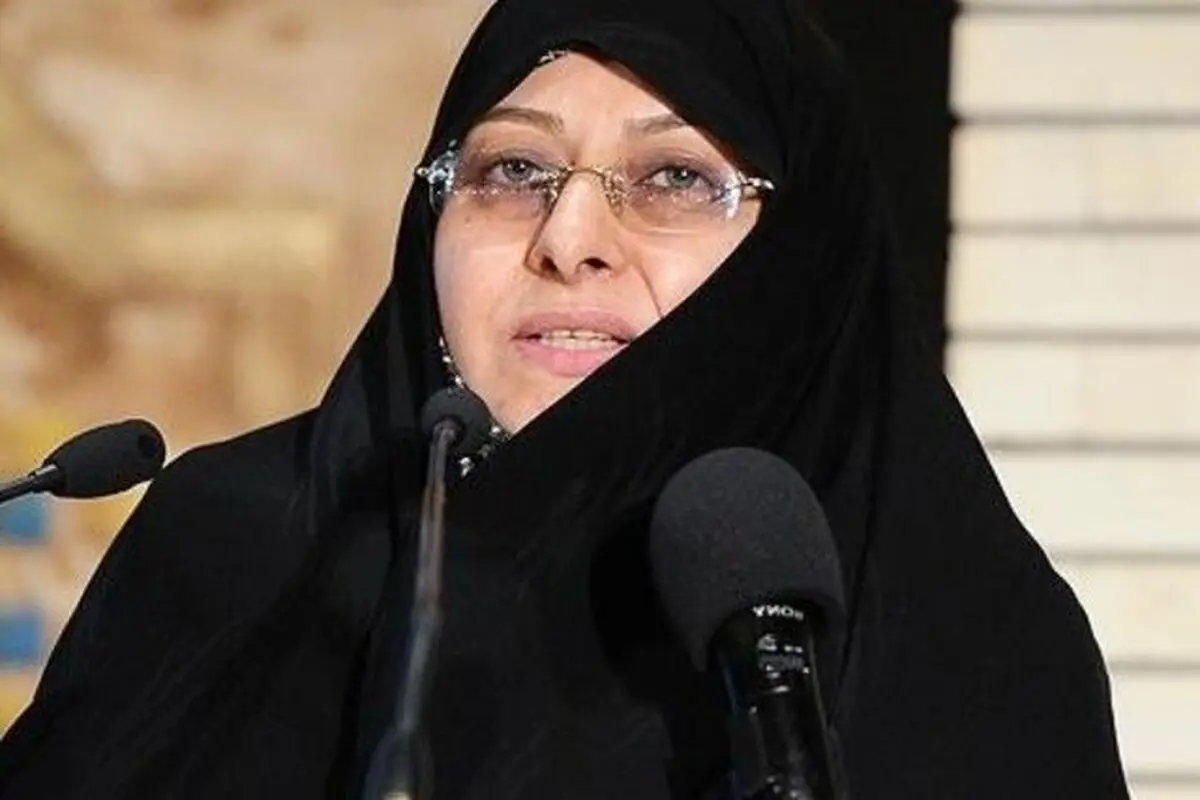 انسیه خزعلی: قیمت ملزومات حجاب افزایش یافته/ آخرین مدهای حجاب در «ویترین دختران» تعبیه شده

