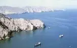 تردد کشتی‌ها در تنگه هرمز همچنان به شدت محدود است/ روز گذشته تنها ۸ شناور از این آبراه عبور کردند
