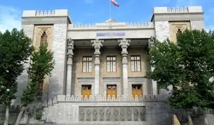 بیانیه وزارت امور خارجه در واکنش به حملات دیشب آمریکا به ایران / حملات جنایتکارانه آمریکا نقض فاحش بندهای 1 و 5 یادداشت تفاهم است 