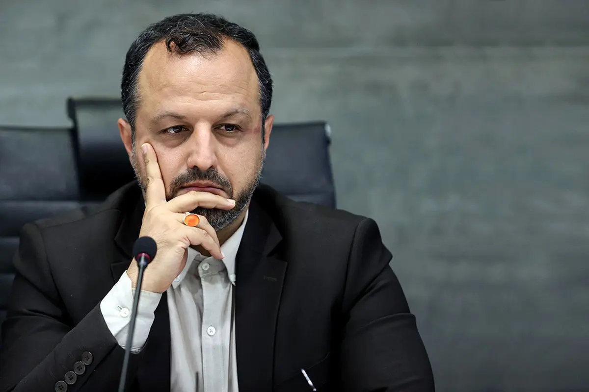 وزیر اقتصاد وارد عربستان شد

