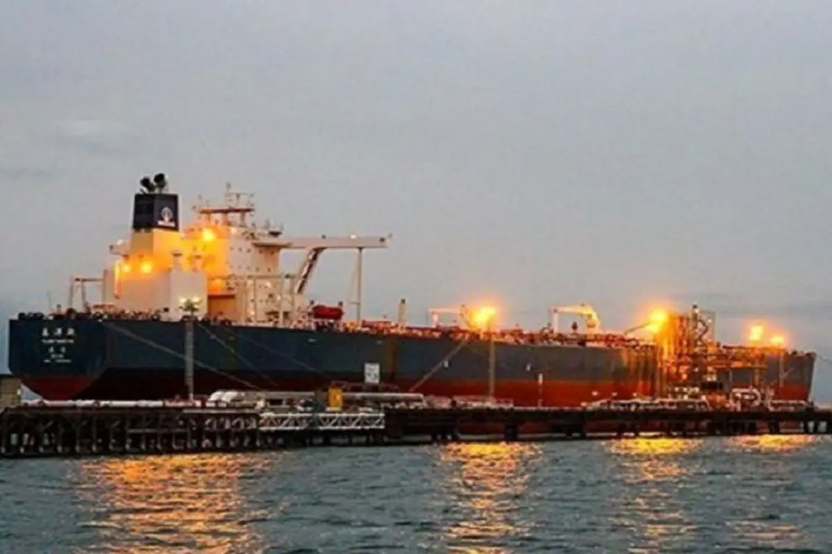 US imposes new sanctions on Iran's oil exports