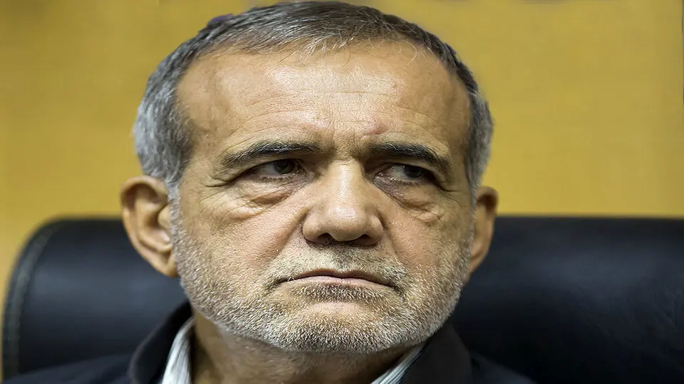 چرا پزشکیان با تاکسی به تبریز رفت / تجربههای عجیب از پمپبنزینیها