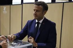 Ruling bloc, left-wing coalition lead in 1st round