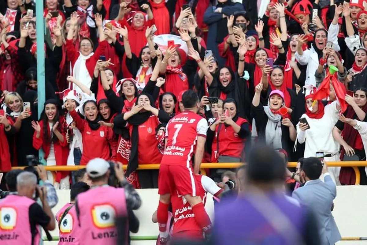 برد پرسپولیس با گلزنی لوکادیا در حضور زنان