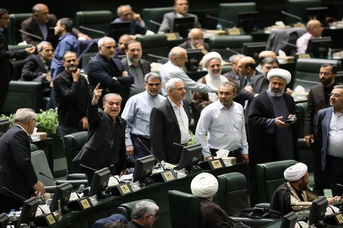 مجلس با بررسی لایحه حجاب طبق اصل ۸۵ موافقت کرد

