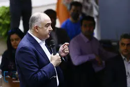 آمادگی بخش خصوصی برای تدوین قوانین دولتی/ قوانینی که از سمت بخش خصوصی می‌آید قابلیت مصوب شدن دارد/ بخش خصوصی باید شروع کننده باشد