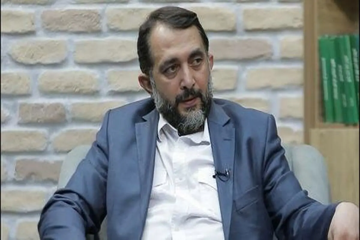 خاطره حدادعادل از روزی که رهبر انقلاب برای اولین بار در دریا شنا کرد / باور کنید اگر حاج‌ مجتبی اگر حقوق سر ماهِ خانمش نمی‌آمد زندگی‌شان نمی‌چرخید 