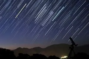 آخرهفته منتظر عبور شهاب سنگ از کنار زمین باشید