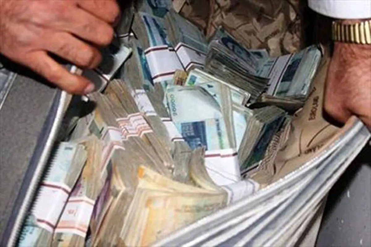 محدودیت تبادلات مالی برای هزار و ۲۲۶ شخص مظنون به پولشویی

