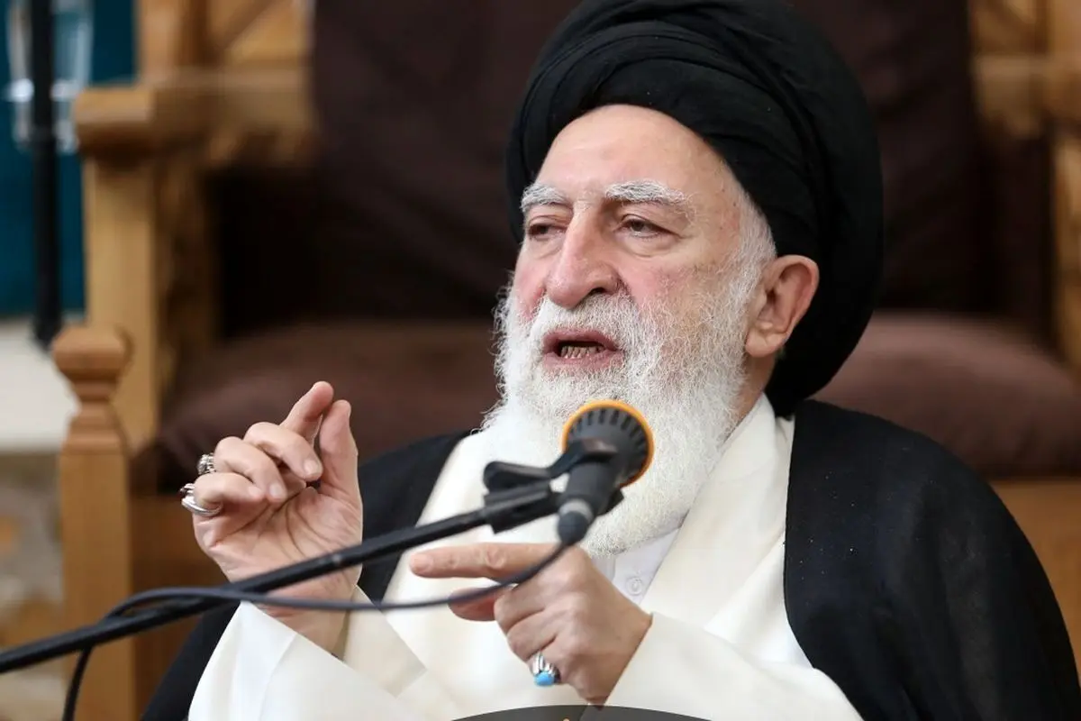 بین جوانان میل به زرتشتی‌گری زیاد شده/ می‌گونید در قم کلیسای خانگی وجود دارد/ عده‌ای در ایران بودایی شده‌اند/ با مردم وفادارمان چه کردیم؟