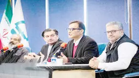 حریم تئاتر شهر به معنی جداسازی و بستن نیست
