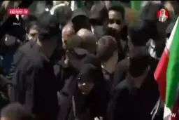 حضور مسعود پزشکیان در میدان جمهوری تهران برای مراسم چهلمین روز شهادت رهبر انقلاب + ویدیو