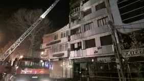 نجات ۳ نفر از حریق ساختمان ۱۱ طبقه کرمانشاه
