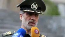 هدیه متفاوت امیر حاتمی به فرمانده سپاه +عکس

