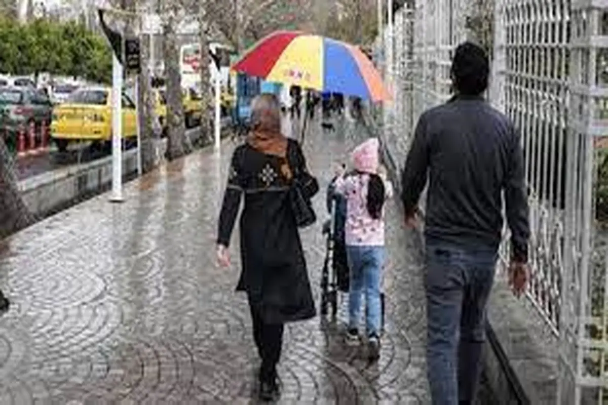 بارش باران و رعد و برق در بیشتر نقاط کشور

