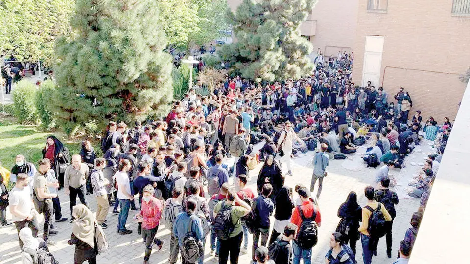 مهر انحلال بر پرونده تشکل‌های دانشجویی

