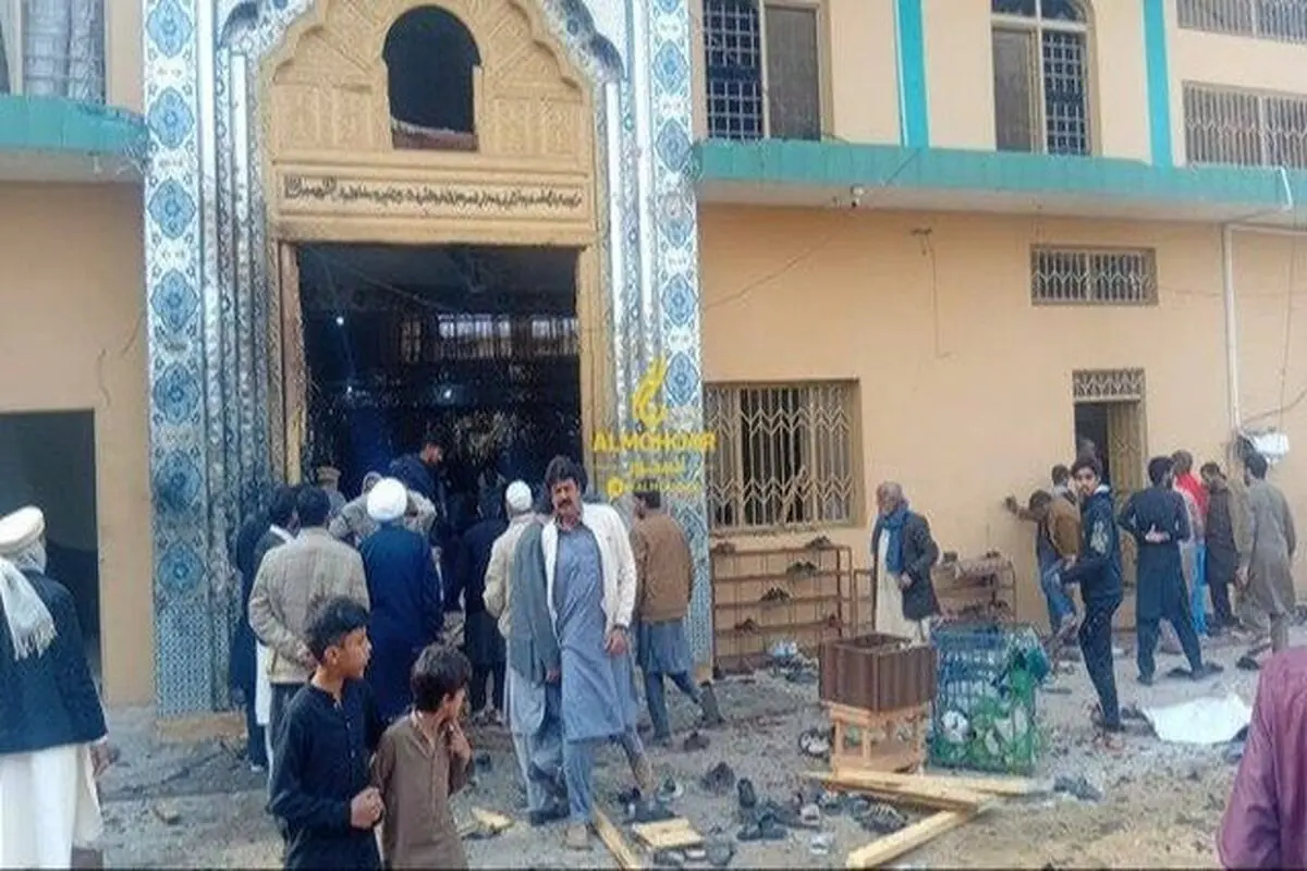 انفجار در مسجد شیعیان در پاکستان چندین ده شهید و زخمی برجای گذاشت