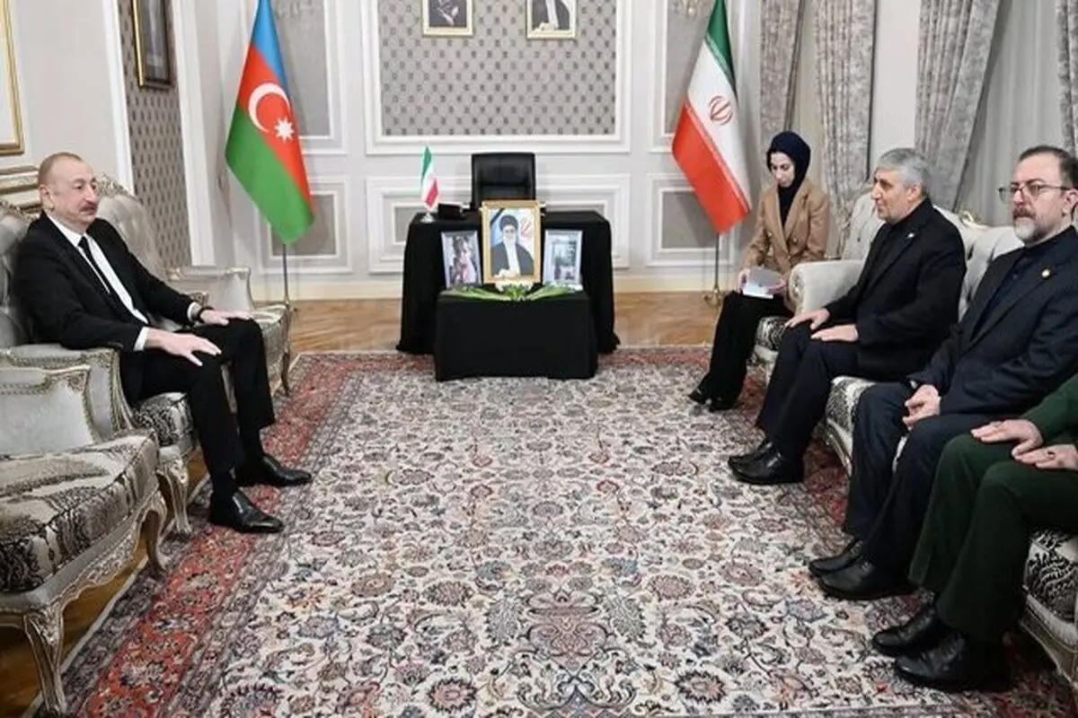 حضور الهام علی‌اف رئیس‌جمهور آذربایجان در سفارت ایران در باکو برای ابراز تسلیت + عکس