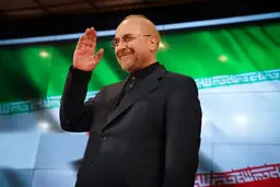 وعده بزرگ قالیباف به بازنشستگان، کارمندان، کارگران و مددجویان/ حقوق‌ و مستمری افزایش می‌یابد
