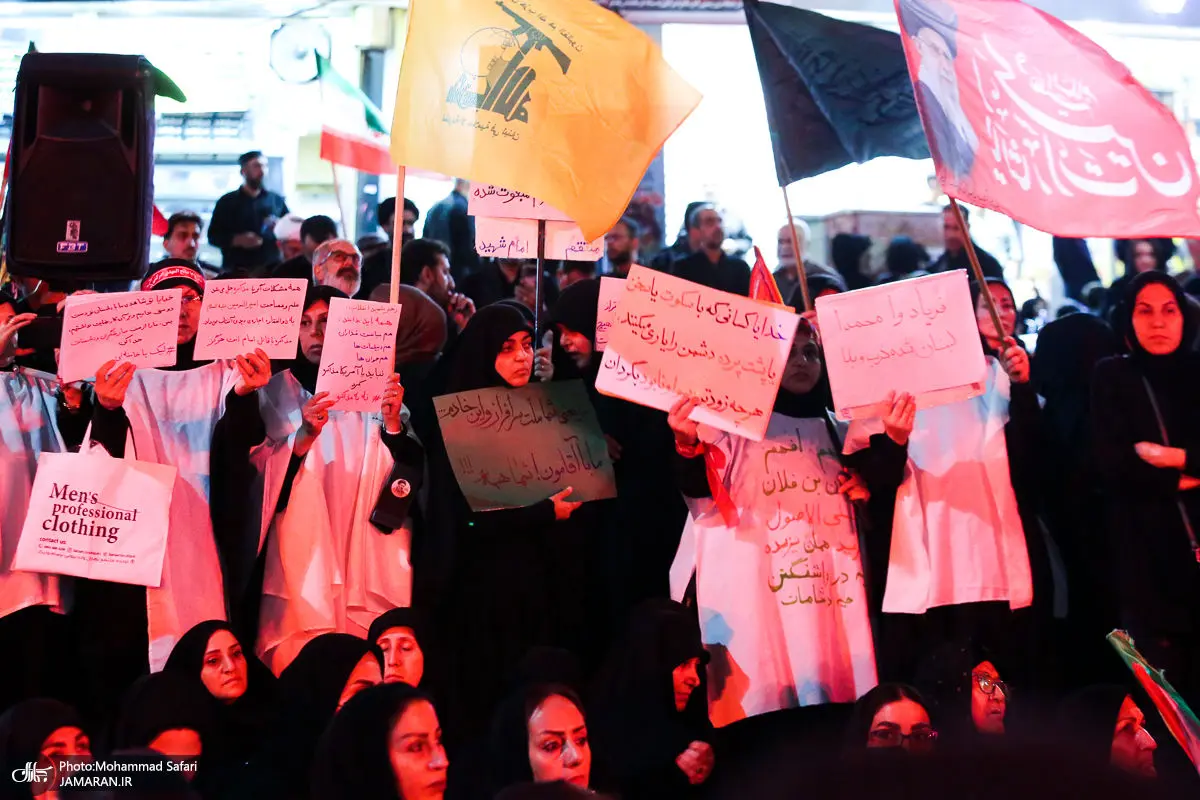 زنان پرند کفن‌پوش شدند + عکس