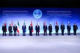 عکس یادگاری رؤسای هیات‌های شرکت‌کننده در نشست نخست‌وزیران سازمان همکاری شانگهای