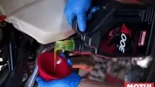 چگونه با انتخاب درست روغن موتور سیکلت از موتور خود محافظت کنیم