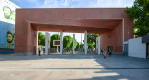 دانشگاه شریف عذرخواهی کرد!