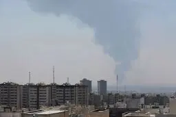 ارگان رسانه‌ای نزدیک به سپاه: باید از فرصت توقف جنگ برای تقویت بازدارندگی نظامی و اجتماعی بهره ببریم