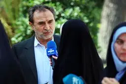 معاون حقوقی رییس جمهور: لطیفی از زمان ابلاغ حکم جدید، بخشنامه یا دستوری را امضا نکرده اما در جلسات دولت شرکت می‌کند 

