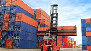 ۱۶ هزار تن کنجاله دامی با دستور قضایی از بندر امام خمینی (ره) ترخیص شد

