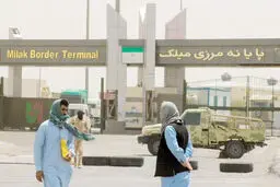 
سیلی فقر