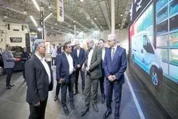 معاون تجارت و خدمات وزارت صمت: رشد تولید خودروهای تجاری گروه بهمن چشمگیر است
