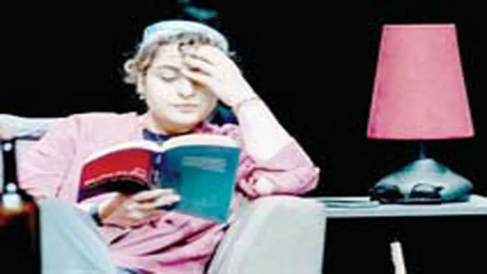 باران اسیدی؛ اضطراب  زیر پوست یک میهمانی

