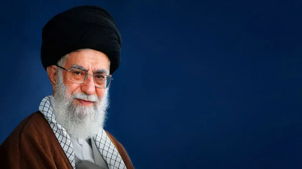 تصاویری از ابراز علاقه رهبر انقلاب به ایران