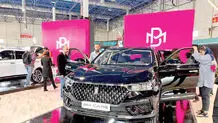 شاسی‌بلند با‌‌ابهت مدرن T77 رونمایی شد
