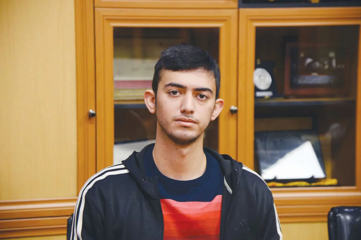 مرگ در  نیمروز  روشن
