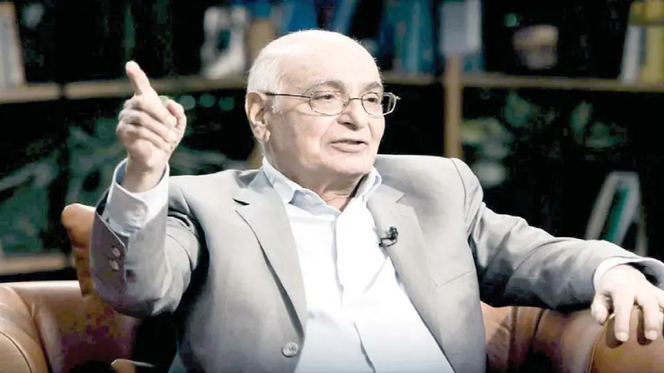در اقتباس فیلم‌سازان از قصه‌هایم  هیچ‌گاه دخالت نکرده‌ام