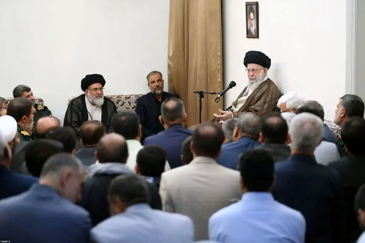 بزرگداشت شهدا، زنده نگه داشتن ایستادگی در مقابل جنگ روانی دشمن است