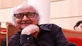 تصویر استاد شفیعی کدکنی روی دیوارنگاره ای در تهران