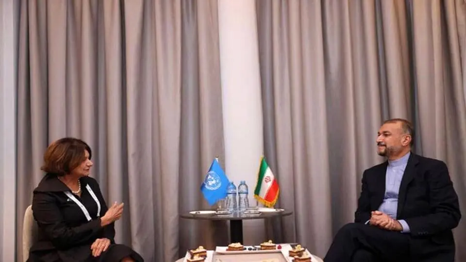 Iran FM discusses latest intl. developments with UN official