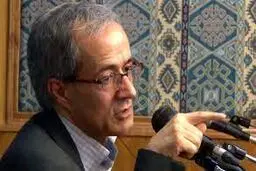 باید به جامعه اعتماد کرد/ جامعه در حال بازیابی خود بدون قیادت دولت است
