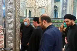 علی لاریجانی در میان زائران اربعین/ عکس

