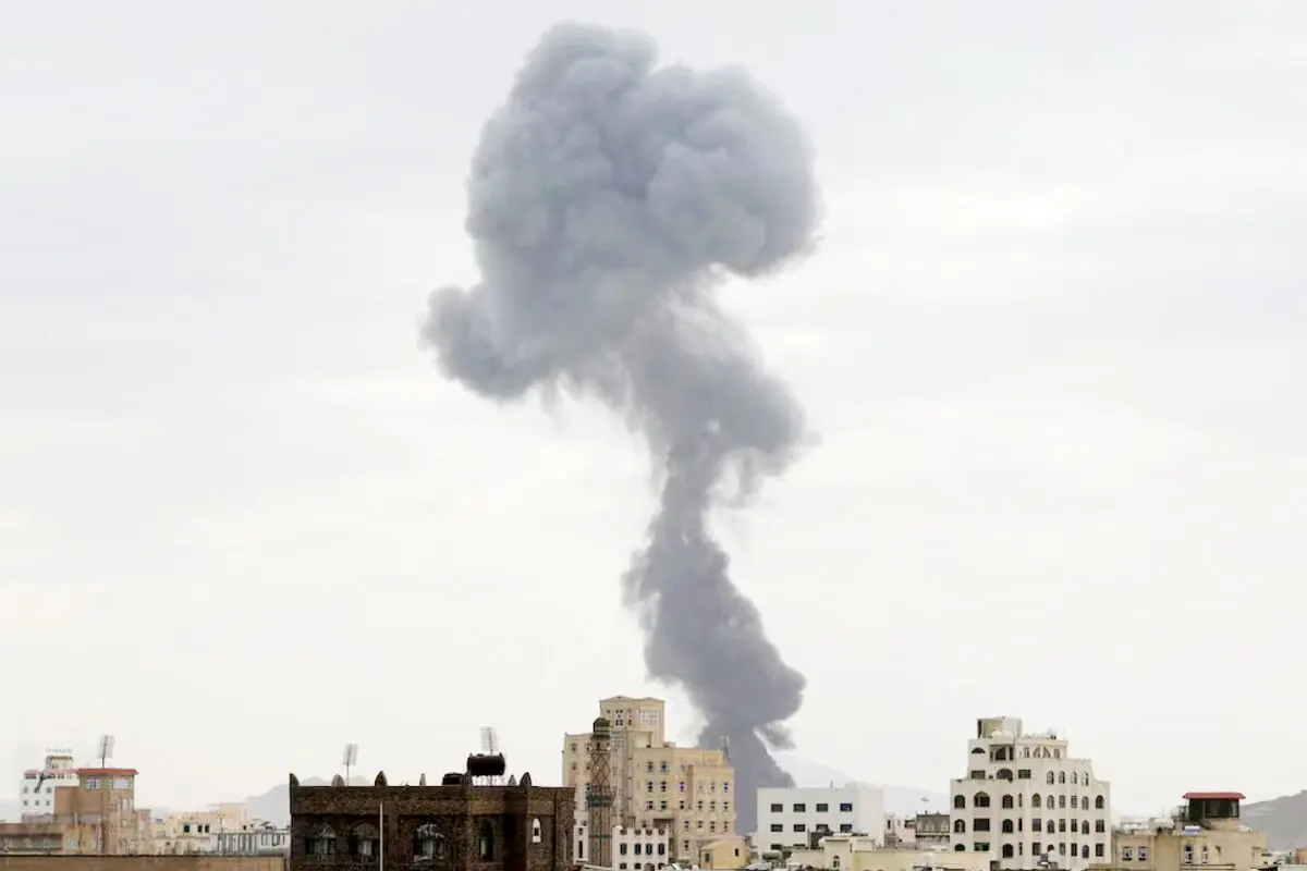 فرودگاه صنعا در آتش