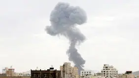 فرودگاه صنعا در آتش