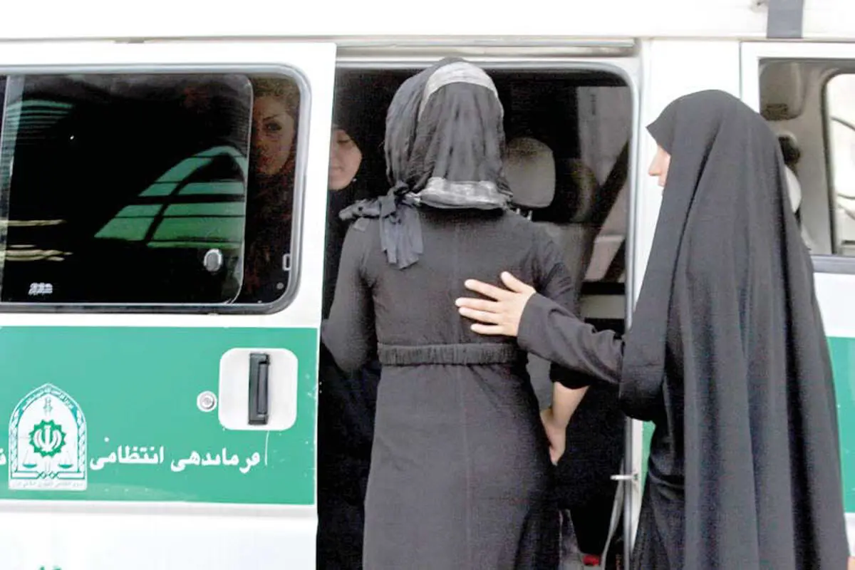 جریمه نقدی بدحجاب‌ها 
مصوبه قانونی ندارد و تفسیر شخصی است