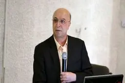 نباید اجازه داد نخبگان به‌راحتی مهاجرت کنند

