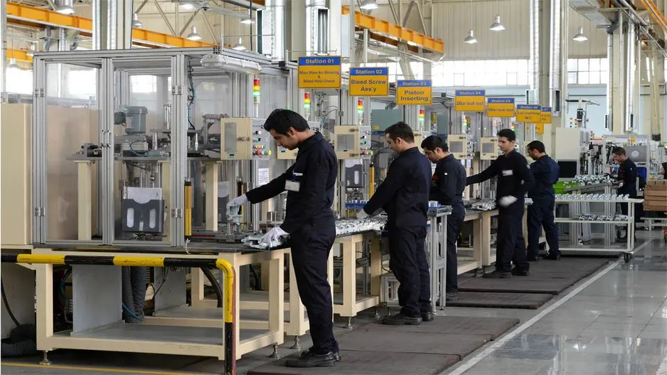 تمرکز بر بومی‌سازی قطعات، ارتقای بهره‌وری و توسعه سرمایه انسانی در سال ۱۴۰۳