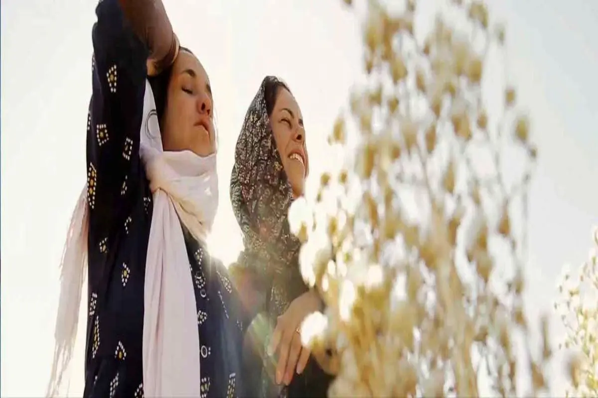نمایش شکوه مادرانگی 