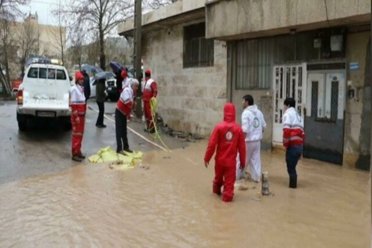 امدادرسانی به ۲۴۱ نفر در سیل و آبگرفتگی شبانه‌روز گذشته/ اسکان اضطراری ۱۵۵ نفر