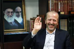رئیس دانشگاه تربیت مدرس استعفا کرد
